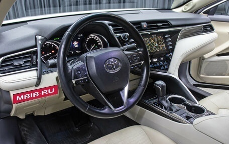 Toyota Camry, 2020 год, 3 398 000 рублей, 16 фотография