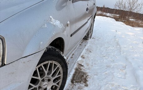 Renault Logan I, 2012 год, 370 000 рублей, 3 фотография