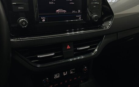 Volkswagen Polo VI (EU Market), 2022 год, 1 600 000 рублей, 19 фотография