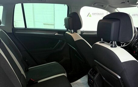 Volkswagen Tiguan II, 2020 год, 2 498 000 рублей, 11 фотография