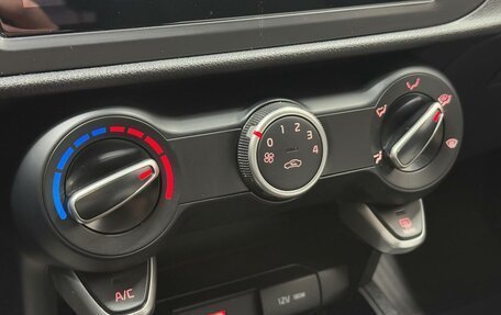 KIA Rio IV, 2021 год, 1 550 000 рублей, 13 фотография