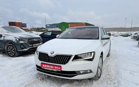 Skoda Superb III рестайлинг, 2019 год, 2 200 000 рублей, 1 фотография