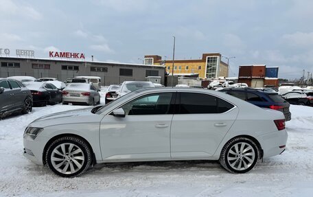 Skoda Superb III рестайлинг, 2019 год, 2 200 000 рублей, 4 фотография