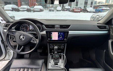 Skoda Superb III рестайлинг, 2019 год, 2 200 000 рублей, 12 фотография