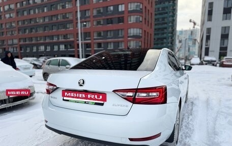 Skoda Superb III рестайлинг, 2019 год, 2 200 000 рублей, 2 фотография