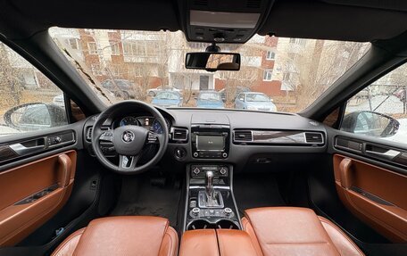 Volkswagen Touareg III, 2014 год, 2 275 000 рублей, 3 фотография