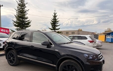 Volkswagen Touareg III, 2014 год, 2 275 000 рублей, 8 фотография