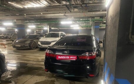 Toyota Camry, 2017 год, 1 850 000 рублей, 3 фотография