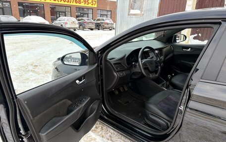 Hyundai Solaris II рестайлинг, 2017 год, 1 130 000 рублей, 8 фотография