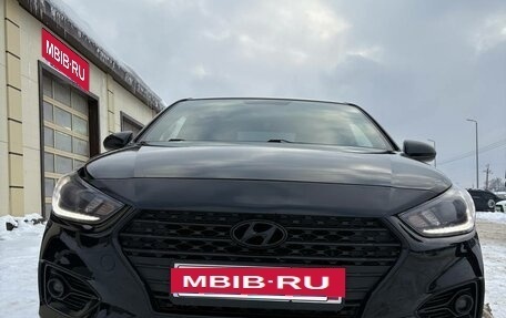 Hyundai Solaris II рестайлинг, 2017 год, 1 130 000 рублей, 2 фотография