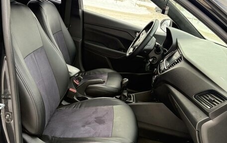 Hyundai Solaris II рестайлинг, 2017 год, 1 130 000 рублей, 13 фотография