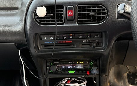 Ford Laser IV, 1994 год, 200 000 рублей, 13 фотография