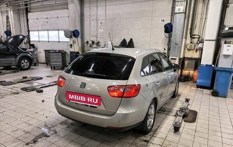 SEAT Ibiza IV рестайлинг 2, 2013 год, 640 000 рублей, 4 фотография