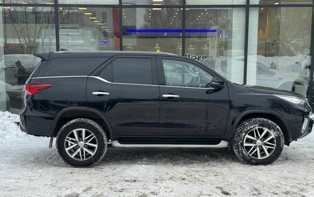 Toyota Fortuner II, 2019 год, 4 550 000 рублей, 4 фотография