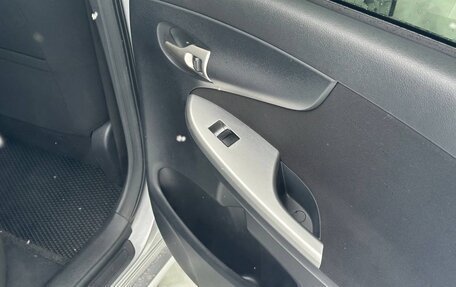 Toyota Corolla, 2011 год, 1 050 000 рублей, 14 фотография