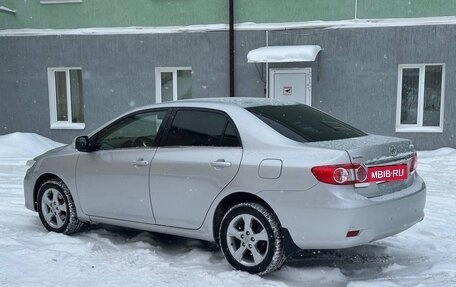 Toyota Corolla, 2011 год, 1 050 000 рублей, 5 фотография