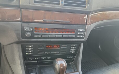 BMW 5 серия, 2002 год, 1 800 000 рублей, 7 фотография