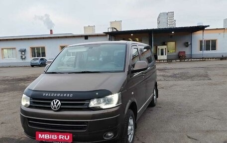 Volkswagen Multivan T5, 2012 год, 2 220 000 рублей, 3 фотография