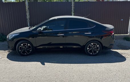 Hyundai Solaris II рестайлинг, 2021 год, 2 200 000 рублей, 12 фотография