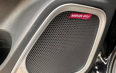 Mitsubishi Outlander III рестайлинг 3, 2021 год, 1 690 000 рублей, 10 фотография