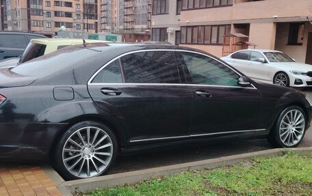 Mercedes-Benz S-Класс, 2008 год, 1 300 000 рублей, 2 фотография