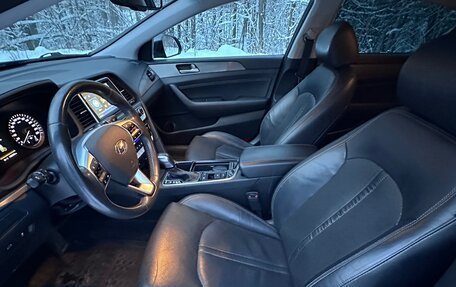 Hyundai Sonata VII, 2018 год, 2 000 000 рублей, 13 фотография