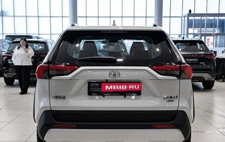 Toyota RAV4, 2025 год, 4 150 000 рублей, 6 фотография