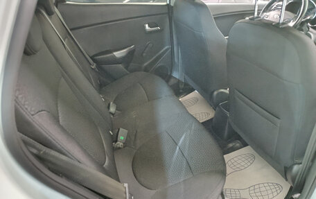 KIA Rio III рестайлинг, 2016 год, 940 000 рублей, 16 фотография