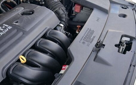 Toyota Avensis III рестайлинг, 2005 год, 780 000 рублей, 38 фотография