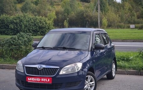 Skoda Fabia II, 2013 год, 550 000 рублей, 2 фотография