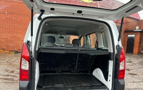 Peugeot Partner II рестайлинг 2, 2014 год, 750 000 рублей, 11 фотография