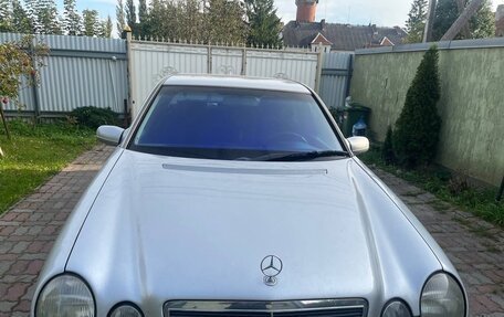 Mercedes-Benz E-Класс, 2000 год, 450 000 рублей, 7 фотография