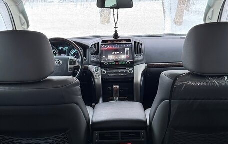 Toyota Land Cruiser 200, 2008 год, 3 300 000 рублей, 13 фотография