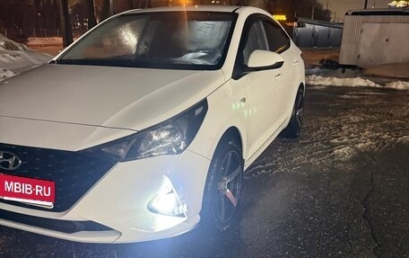 Hyundai Solaris II рестайлинг, 2020 год, 1 250 000 рублей, 2 фотография