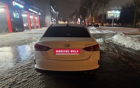 Hyundai Solaris II рестайлинг, 2020 год, 1 250 000 рублей, 12 фотография