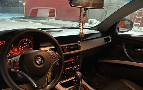 BMW 3 серия, 2011 год, 1 300 000 рублей, 5 фотография