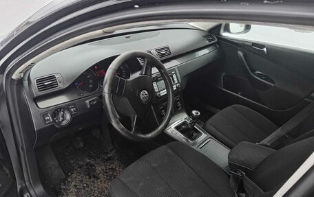 Volkswagen Passat B6, 2006 год, 300 000 рублей, 7 фотография
