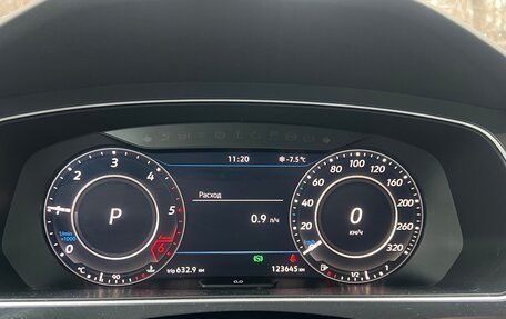 Volkswagen Tiguan II, 2017 год, 2 550 000 рублей, 11 фотография