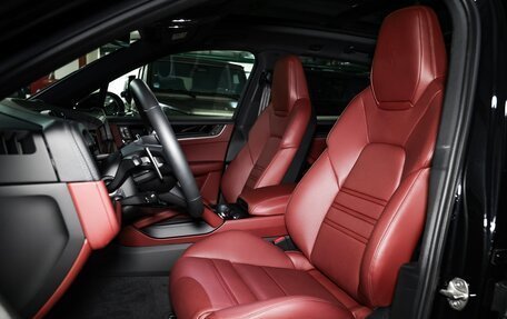 Porsche Cayenne III, 2025 год, 18 600 000 рублей, 2 фотография