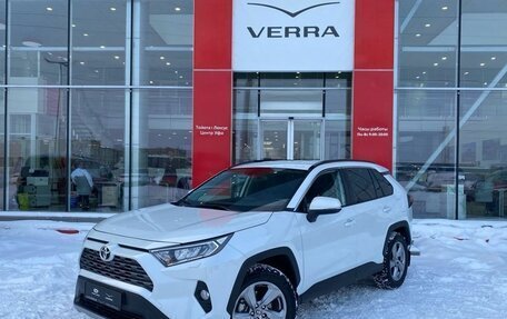 Toyota RAV4, 2022 год, 3 700 000 рублей, 1 фотография