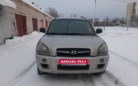 Hyundai Tucson III, 2008 год, 670 000 рублей, 3 фотография