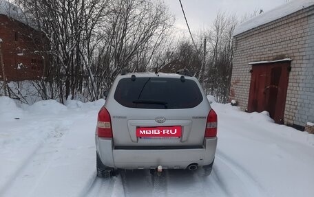 Hyundai Tucson III, 2008 год, 670 000 рублей, 4 фотография