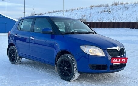 Skoda Fabia II, 2009 год, 599 000 рублей, 3 фотография