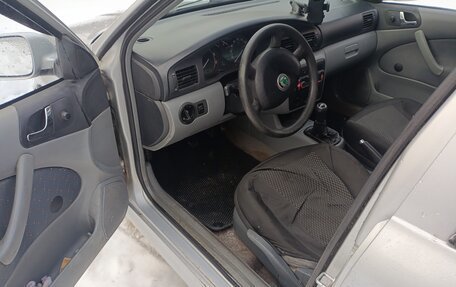 Skoda Octavia IV, 2001 год, 300 000 рублей, 8 фотография