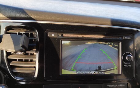 Mitsubishi Outlander III рестайлинг 3, 2016 год, 1 600 000 рублей, 6 фотография