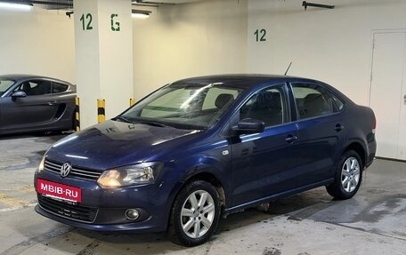 Volkswagen Polo VI (EU Market), 2015 год, 860 000 рублей, 2 фотография