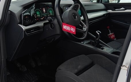 Volkswagen Golf VIII, 2021 год, 2 350 000 рублей, 8 фотография