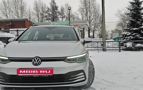 Volkswagen Golf VIII, 2021 год, 2 350 000 рублей, 15 фотография