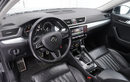 Skoda Superb III рестайлинг, 2018 год, 1 750 000 рублей, 3 фотография