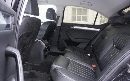 Skoda Superb III рестайлинг, 2018 год, 1 750 000 рублей, 5 фотография